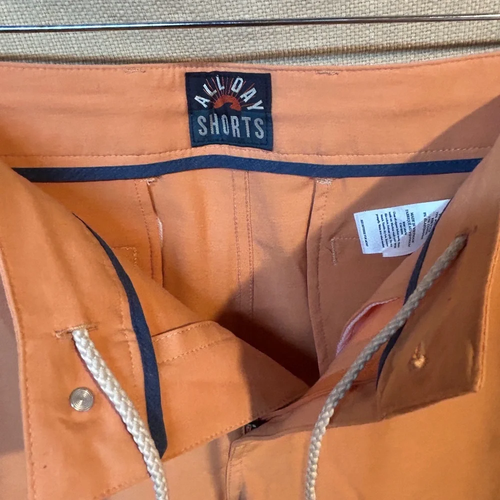 Faherty Men's Orange Athletic Shorts